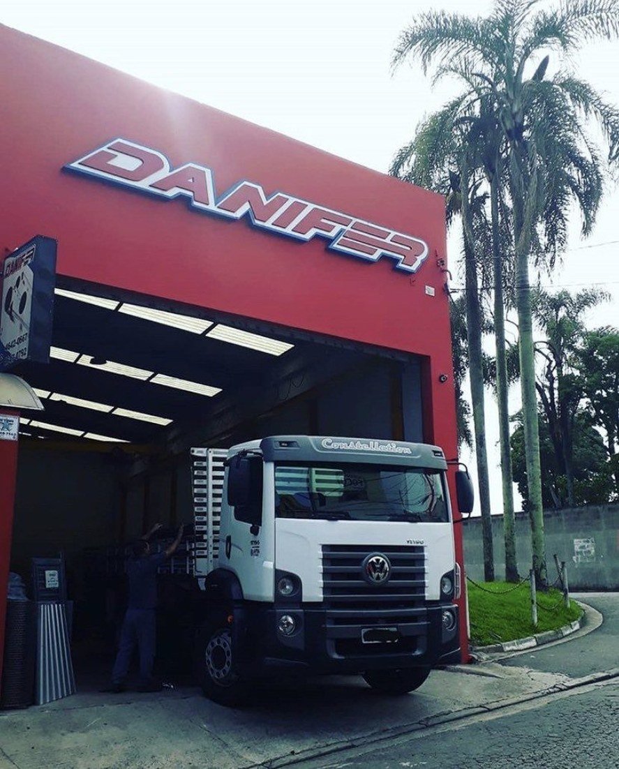 Faixada da Empresa Danifer